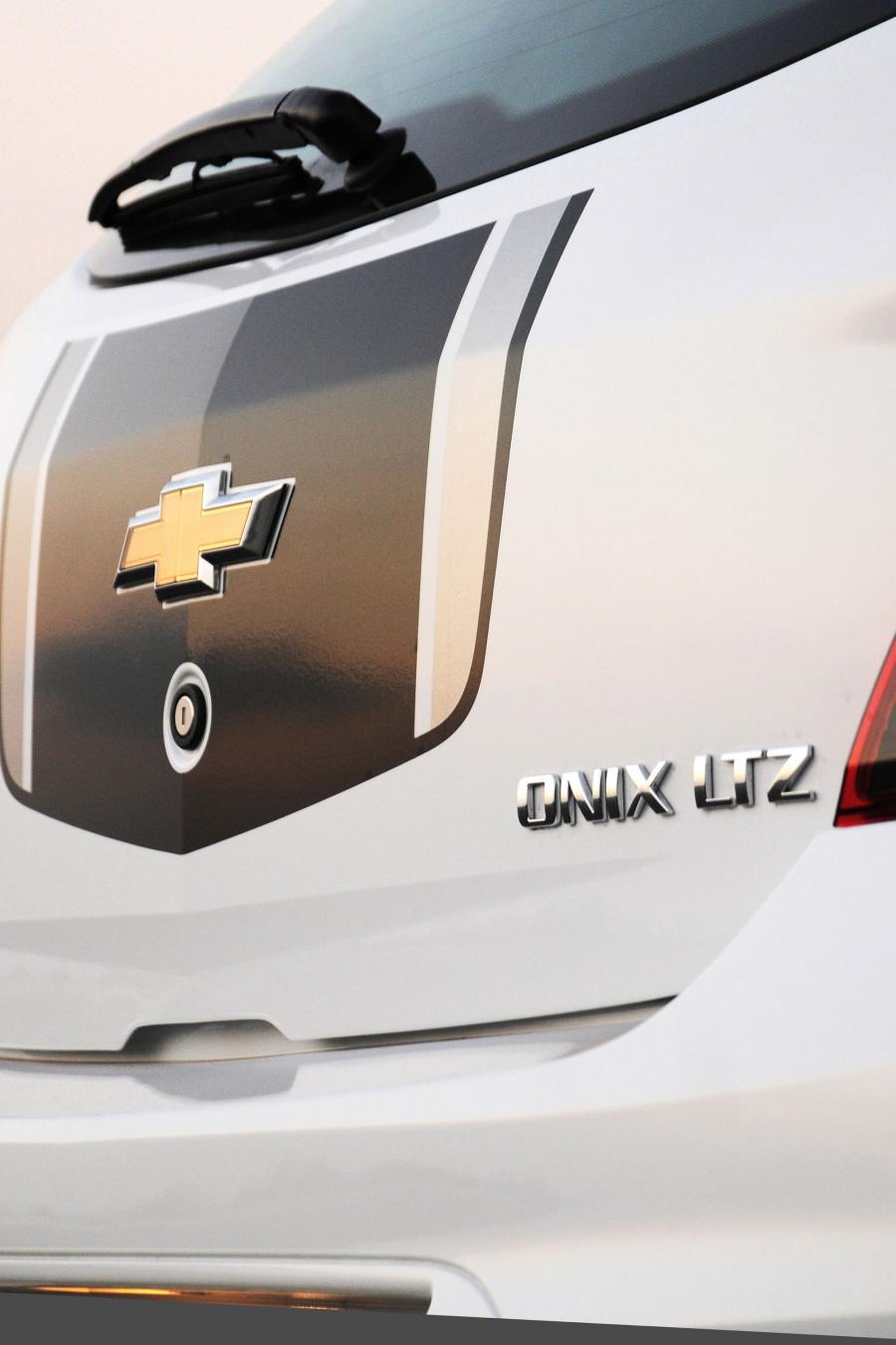  Chevrolet Onix 2012 года  (фото 27 из 113)